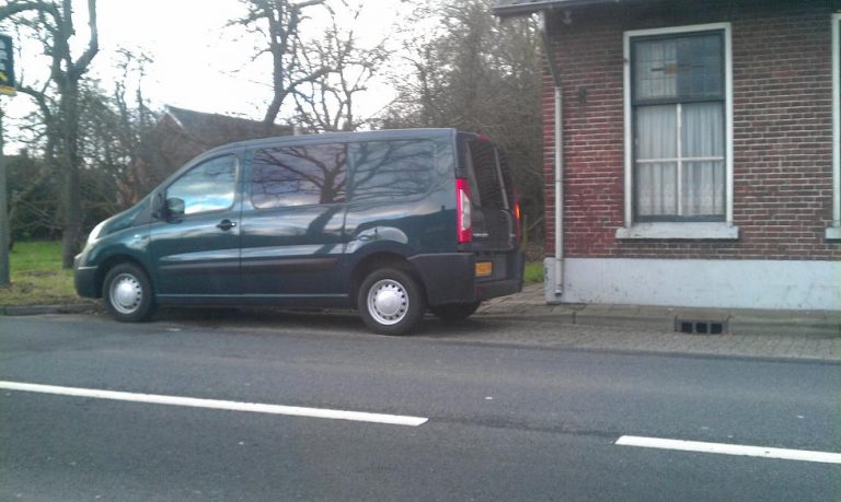 flitsauto bentelosestraat_hengevelde