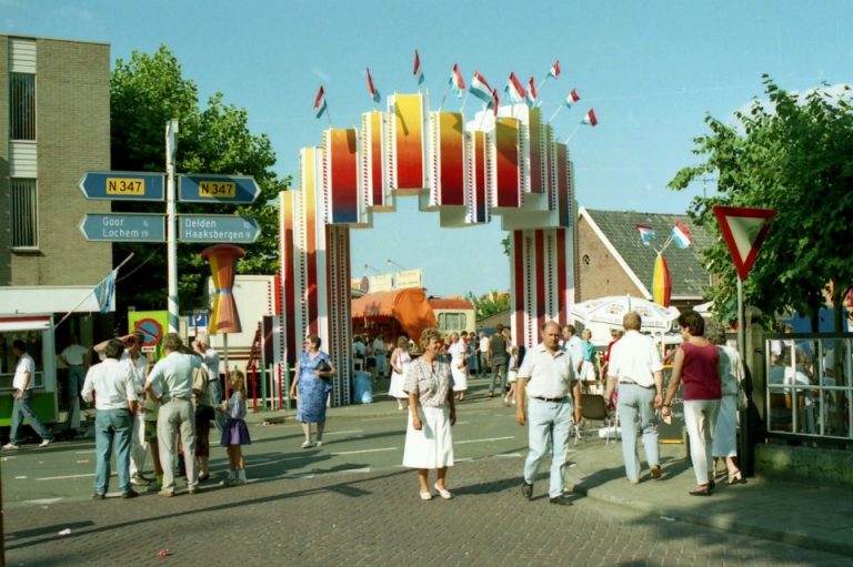 1989