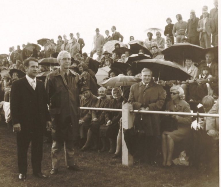 FOTO 7 19721 bij opening sportpark better