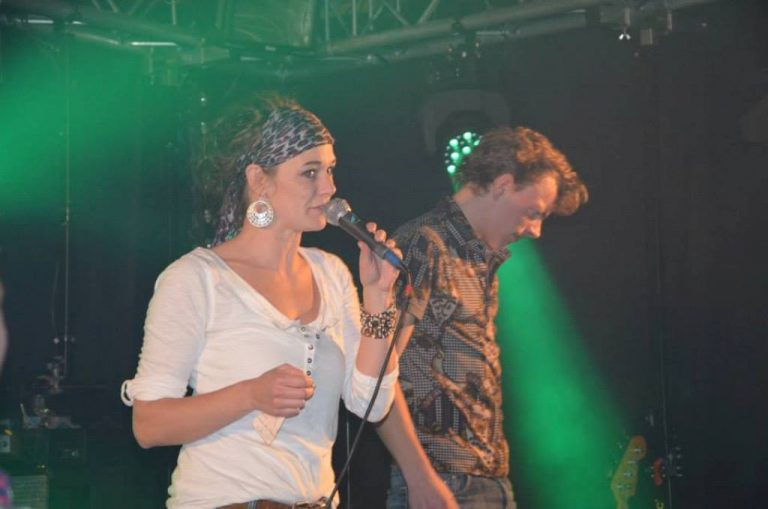 debbieFOTO 9 met microfoon