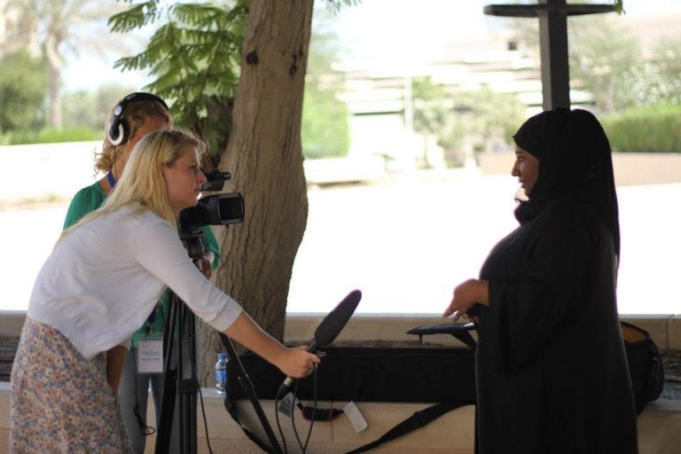 FOTO 2 Interviewen in Qatar
