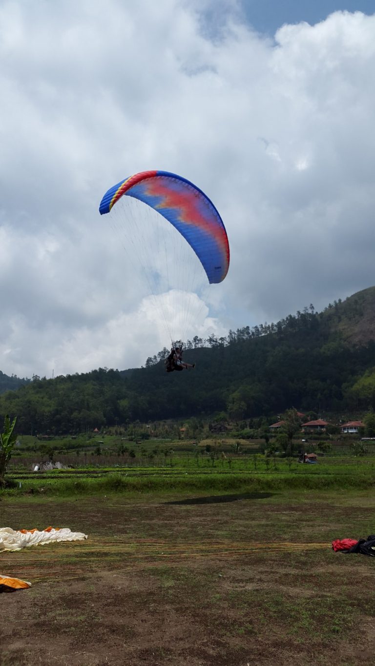 paragliden Batu Custom