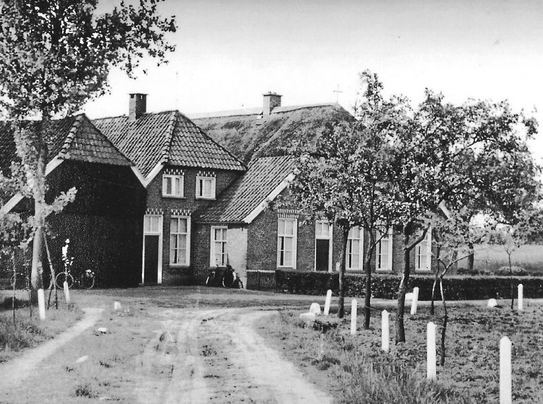 FOTO 6 oudershuis roossnieder