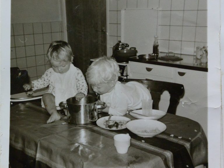 Paul en Ellen op tafel