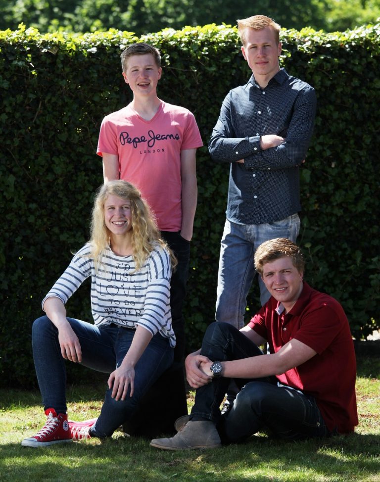 FOTO 6 mirjams kinderen