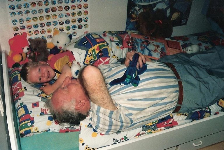 foto 10 met opa gerrit zomer 97