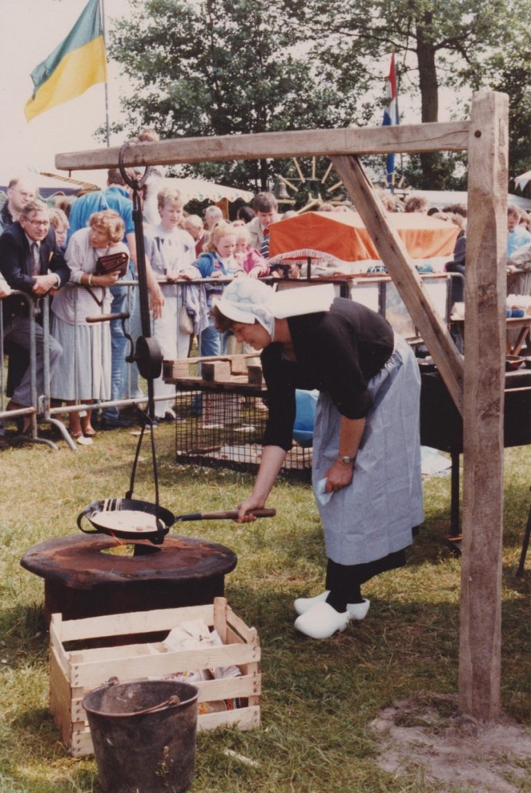 FOTO 3 pannenkoeken bakken