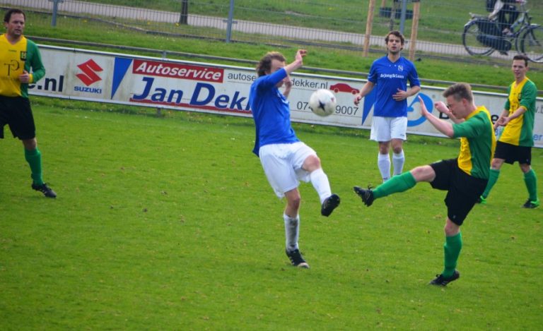 WVV 2 kampioen 57