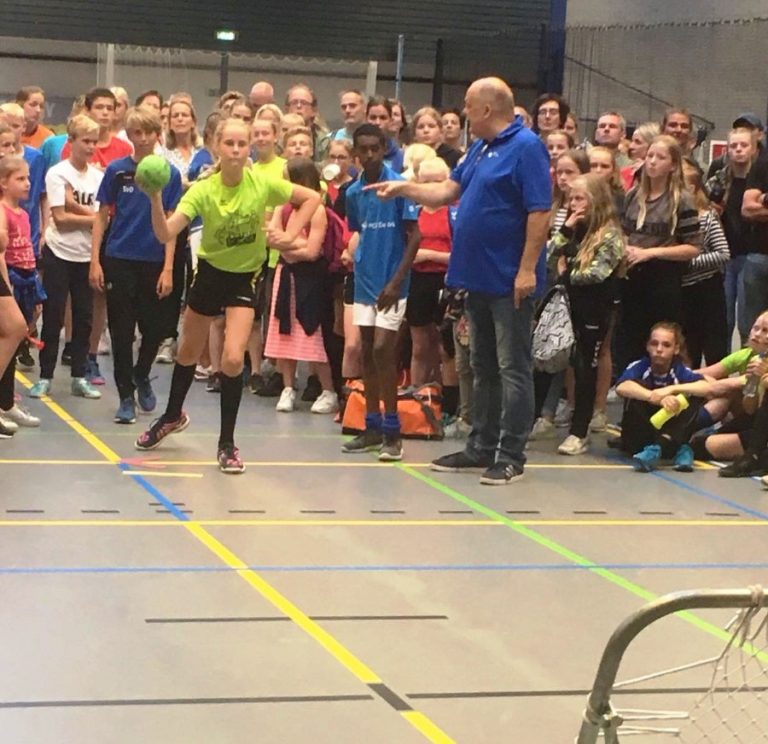 handbal 13