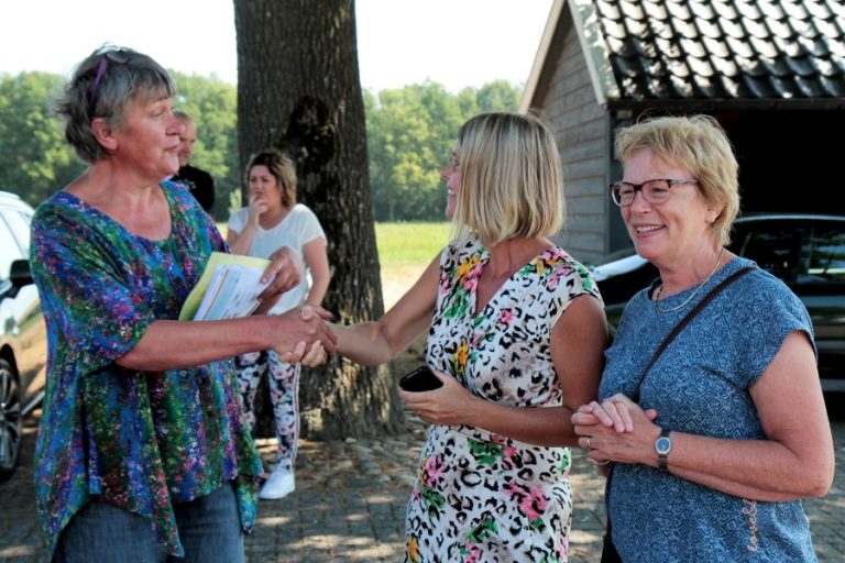 voucher voor petrussschool en robbie ten tije