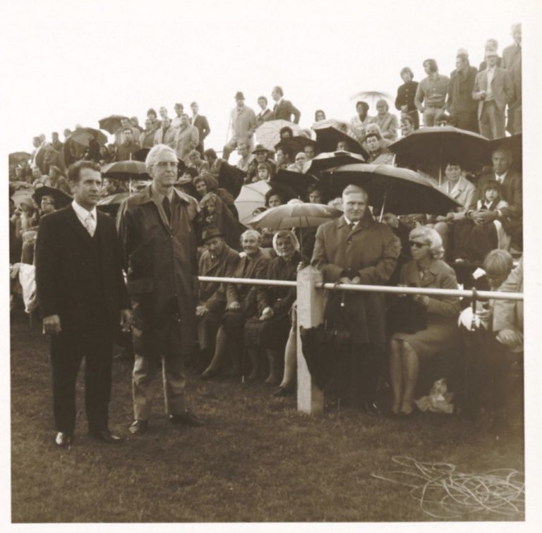 1971 bij opening sportpark