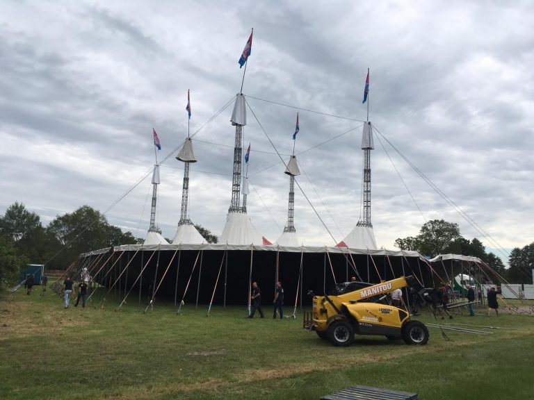tent31