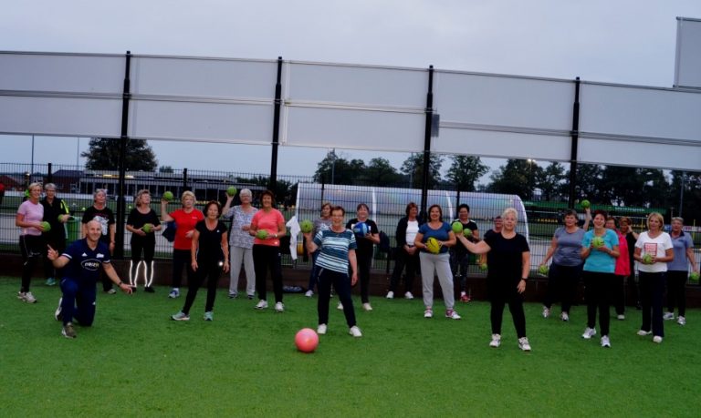 walk handbal 1 Custom