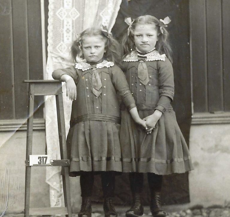 dina en dieka rechts