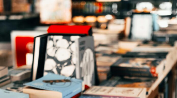 Bibliotheken Hof van Twente houden grote boekverkoop
